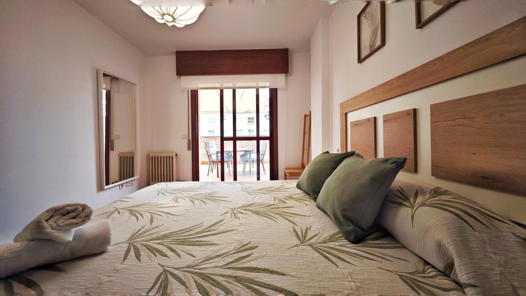 Piso Centrico Santiago De Compostela Con Amplia Terraza Apartment Bagian luar foto